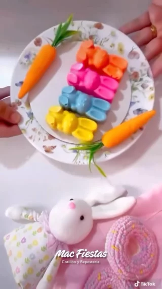 🐰🍫 ¡La Pascua se empieza a preparar en Mac Fiestas!

En Mac Fiestas encuentras los moldes ideales para crear tus propios conejitos de chocolate en casa. Perfectos para sorprender, regalar o emprender en esta temporada de Pascua.

Fáciles de usar, prácticos y con diseños hermosos para que tus chocolates queden increíbles. ✨

Pasá por Mac Fiestas y empezá a crear dulces momentos esta Pascua. 🐣🍫

#Pascua #ConejitosDeChocolate #MacFiestas #Chocolatería #HechoEnCasa